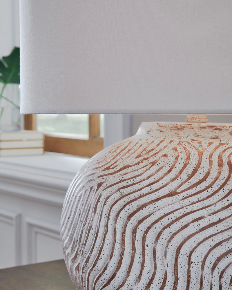 Vien Table Lamp