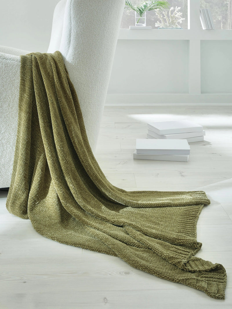 Anawood Throw