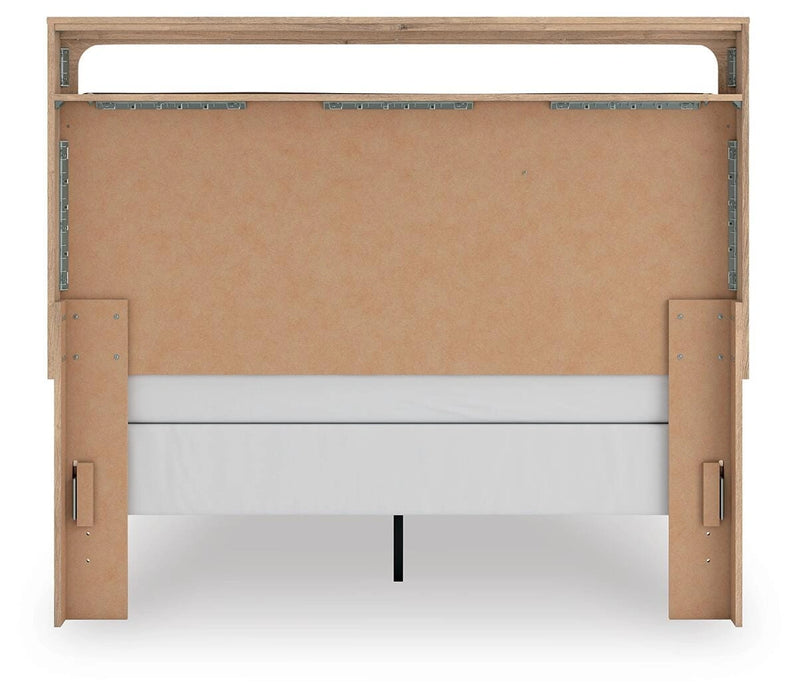 Kinlanni Upholstered Bed