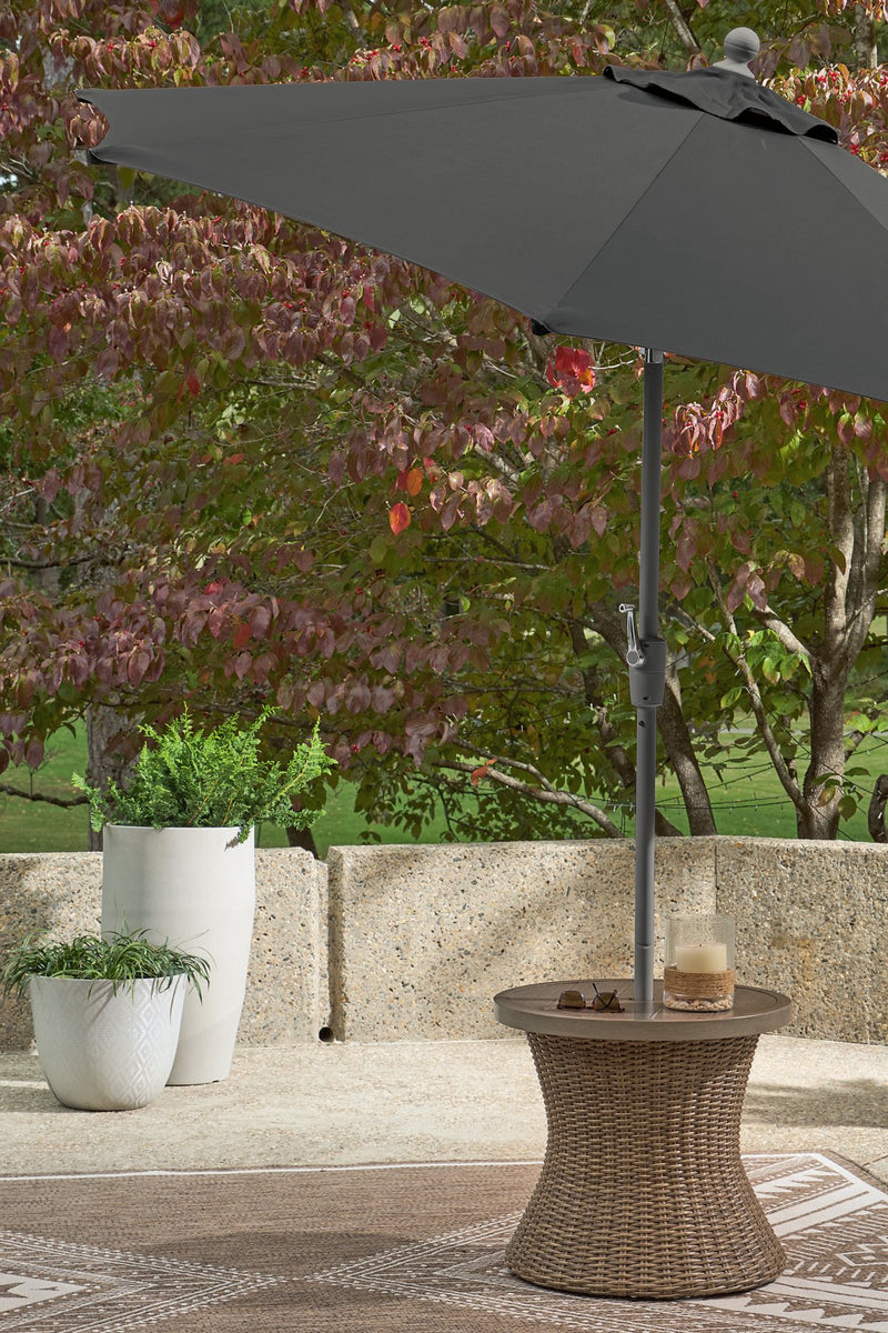 Laguna Heights Outdoor End Table