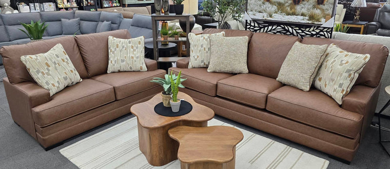 VillaCourt Sofa