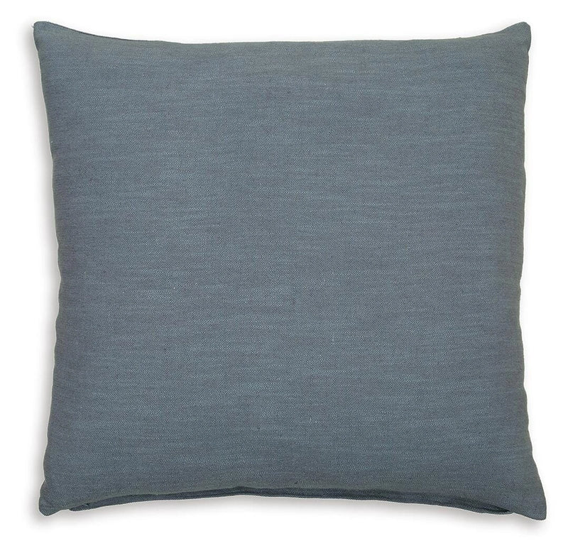 Thaneville Pillow
